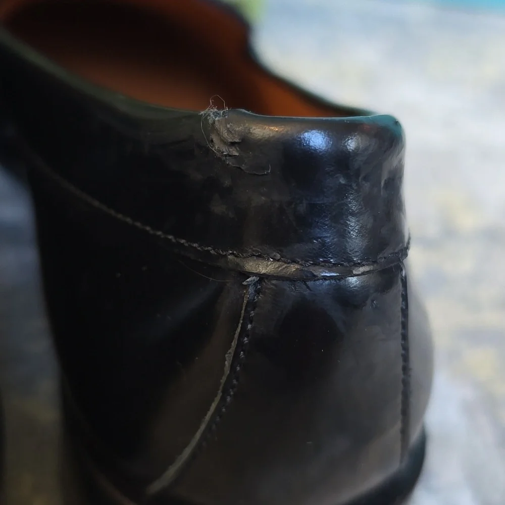 Everlane The Modern Tassel Loafer Women's Size 7.5 (NWOT -  FLAW SEE NOTES)